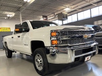 **FORMER DAILY RENTAL** **SPRING SPECIAL!** FEATURING : 2500HD, LONGBED, V8 POWERED, 4WD, CREWCAB, 6... (image 1)