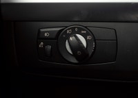 KEY FEATURES: PUSH BUTTON START | REARVIEW CAMERA | NAVIGATION | HEATED STEERING | BLUETOOTH | POWER... (image 8)