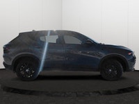 This Dodge Hornet has a dependable 2.0 Liter engine powering this Automatic transmission. Black Gril... (image 6)