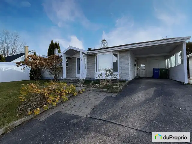 $387,500 - Bungalow for sale in Chicoutimi (Chicoutimi) in Houses for Sale in Saguenay - Image 2