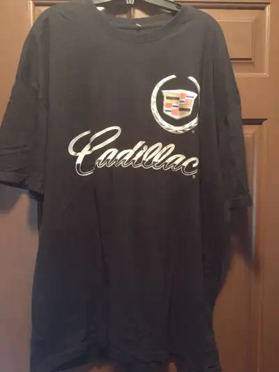 Authentic Cadillac tee-shirt size XXL, View more
