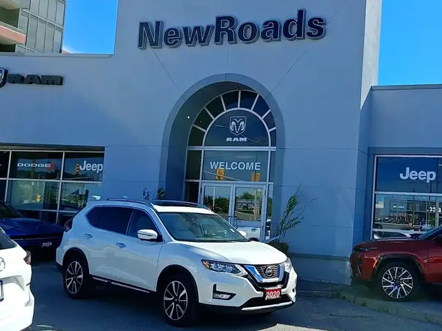 2020 Nissan Rogue SL in Cars & Trucks in Markham / York Region - Image 2