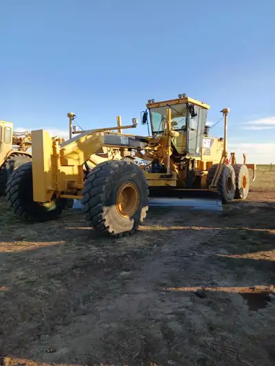 1996 Caterpillar 16H Motor Grader fully rebuilt Cab A/C 1286 Hours on a certified fully rebuilt Engi...