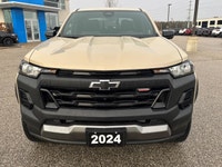 One Owner, Trail Boss, Tech Pkg, Safety Pkg, Convenience Pkg's, 20" High Gloss Black Alum Wheels, Sp... (image 1)