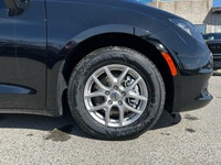 2024 CHRYSLER GRAND CARAVAN (image 3)