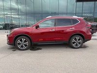 2020 NISSAN ROGUE SV AWD * TECHNOLOGY PACKAGE * ACCIDENT FREE CARFAX * ONE OWNER * MOONROOF * 360 CA... (image 2)