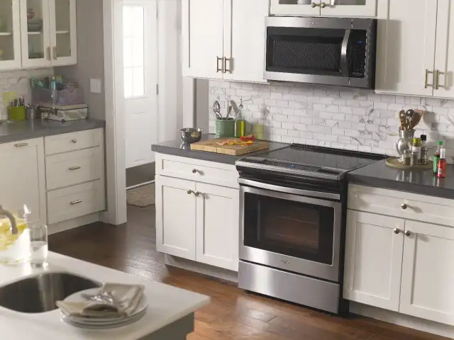 Slide-In Ranges - IN STOCK! - Save Hundreds! in Stoves, Ovens & Ranges in Dartmouth - Image 5