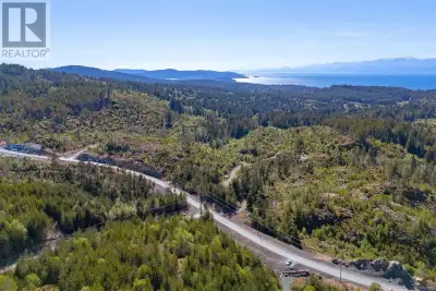 Unparalleled OCEAN VIEW sites from Lot 3. Welcome to Banner Heights! Sooke's newest large acreage su...