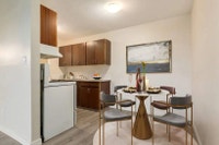 Amenities: Quiet Building • Great Location • Park Views Suite & Building: Bachelor, one-bedroom, two... (image 1)