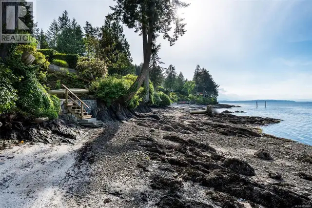 958 Lands End Rd North Saanich, British Columbia in Houses for Sale in Victoria - Image 9