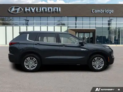 2025 Mitsubishi Outlander Plug-In Hybrid SE | NO ACCIDENTS EV, View more