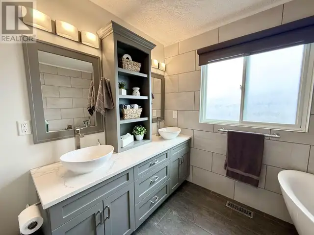 4690 SIMCOE LOOP Smithers, British Columbia in Houses for Sale in Smithers - Image 19