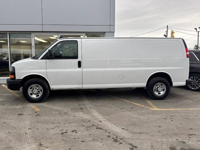 2021 Chevrolet Express Cargo Van ONLY 53K!! POWER GROUP, BACK-UP in Cars & Trucks in Ottawa - Image 4