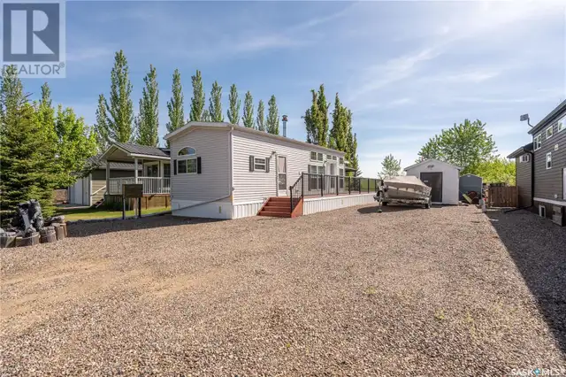 1219 Oak AVENUE Beaver River Rm No. 622, Saskatchewan in Houses for Sale in Meadow Lake - Image 3