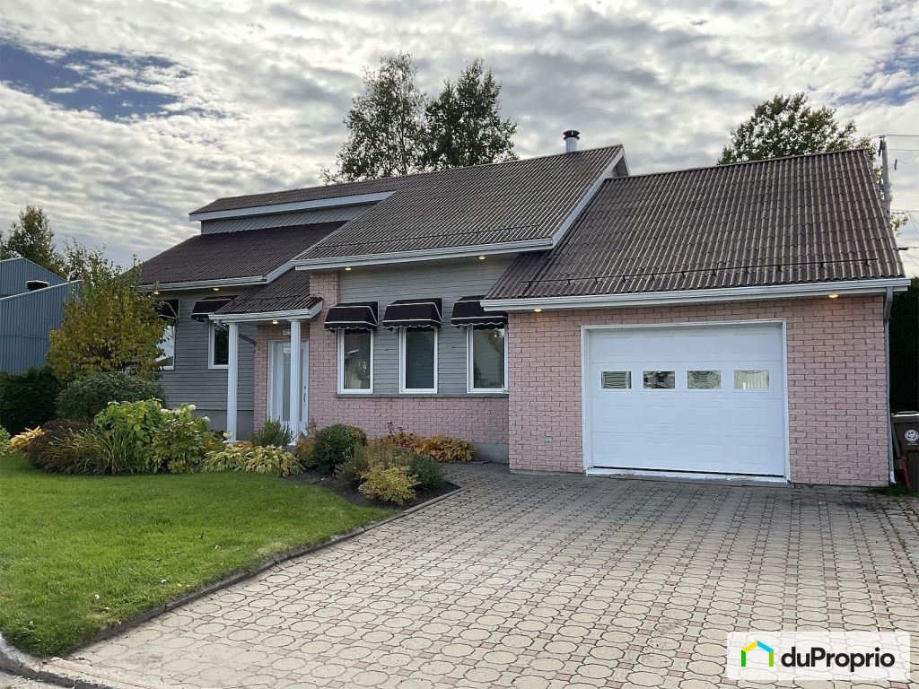 $399,000 - Bungalow for sale in St-Felicien — photo 2