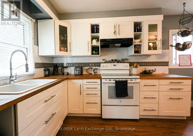 824 ANDREW MALCOLM DRIVE Kincardine, Ontario in Houses for Sale in Owen Sound - Image 6