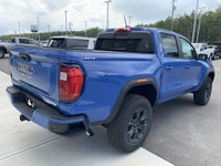 AMVIC Licensed Dealer The 2025 GMC Canyon Elevation Crew Cab 4WD in Rapids Metallic delivers bold of... (image 8)