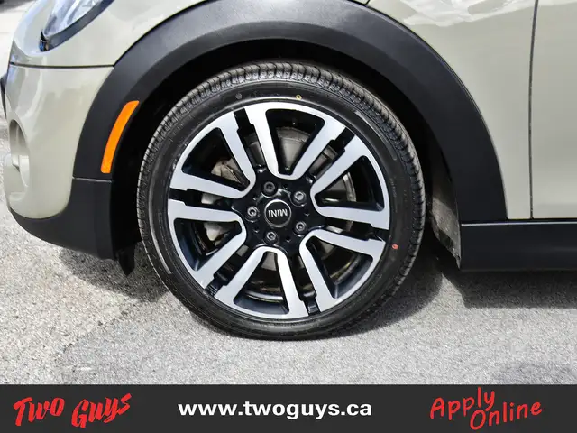 2019 MINI 5 Door S Emerald Grey Edition | Auto | New Tires | Pan in Cars & Trucks in St. Catharines - Image 12
