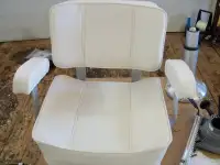 Springfield Helmsman Chair