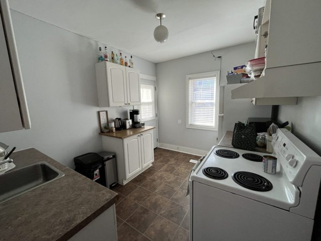 3 Bed, 1 Bath just steps to The Hub - 24 Ellice Street in Long Term Rentals in Kingston - Image 4