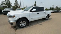 This 2025 RAM 1500 BIGHORN/LONESTAR CREW 4X4 has the following options Cloth Bench Seat, Remote Star... (image 4)