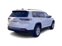 Heated Front & Second Row Captain Seats, Heated Steering Wheel, Backup Camera, Apple Carplay/Android... (image 9)
