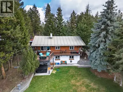 Live the Cariboo Dream! Beautifully finished Log home on 0.69 acres - one of the most private settin...