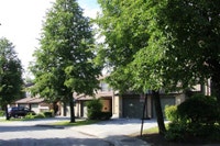 Waterford Townhomes for rent in Mississauga are within walking distance to Meadowvale Town Centre, s... (image 3)