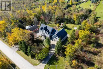 Stunning Extended Family Estate in Thornbury Discover the ultimate family retreat in this breathtaki...