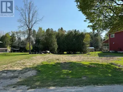 Rare Building Lot in Quiet area of Southampton Discover a unique opportunity to build your dream hom...
