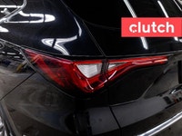 NO ACCIDENTS / CLEAN CARFAX / Driver Seat Memory System, Climate Control, Wireless Charging and more... (image 8)