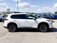2024 Nissan Rogue Platinum Certified | No Accident | One Owner | Low Kilometers | AWD | Moonroof **M... (image 8)