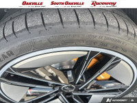 2022 Audi RS e-tron GT quattro White Electric Motor 2-Speed Automatic Call us at (905) 845-4211 toda... (image 6)