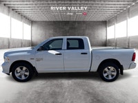TRAILER HITCH, TRAILER SWAY CONTROL, ELECTRONIC STABILITY, HEATED DOOR MIRRORS, TILT STEERING WHEEL... (image 5)