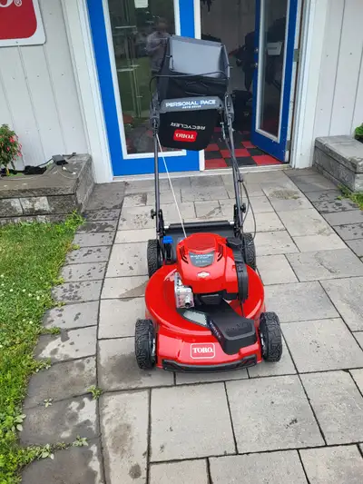 Toro 22" Recycler® (21472) All Wheel Drive w/Personal Pace® Gas, View more