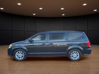 Price includes $1,000 finance credit. Price does not include fees or taxes. The 2020 Dodge Grand Car... (image 1)