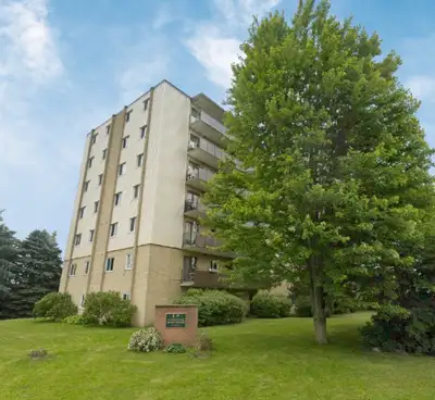 2 BR APARTMENT IN PHILLIPS ROAD PORT HOPE (UTILITIES INCLUDED)