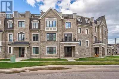 3093 TRAVERTINE DRIVE Oakville (NW Northwest), Ontario