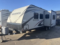 This couples coach trailer is perfect for camping and travelling! The front bedroom has a queen bed... (image 1)