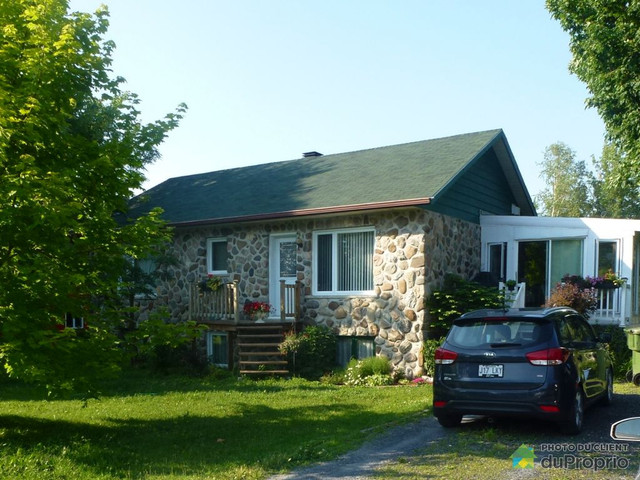 275 000$ - Bungalow à vendre à St-Isidore dans Maisons à vendre  à Thetford Mines