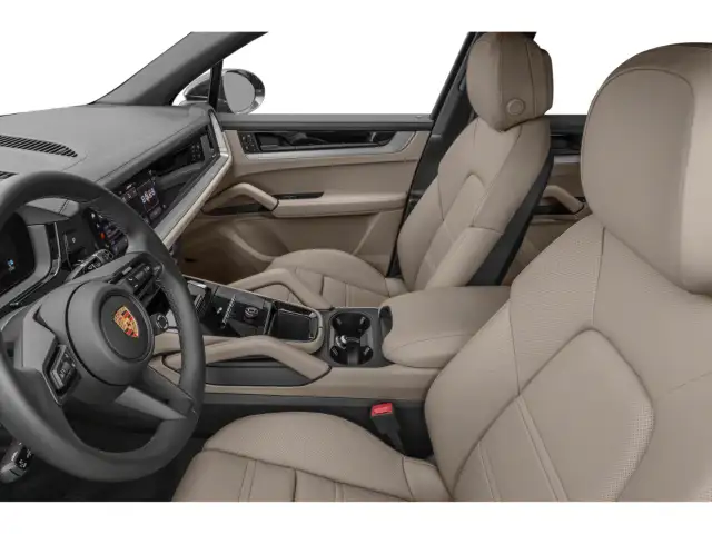 2025 Porsche Cayenne GTS GTS AWD in Cars & Trucks in Delta/Surrey/Langley - Image 7