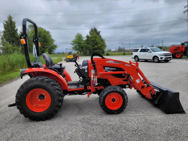 2025 CK2620 HST W/ROPS & LDR in Farming Equipment in Windsor Region - Image 8