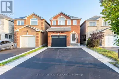 The Prime Location offers easy access to Public Transportation, Primary and High School, Park and va...