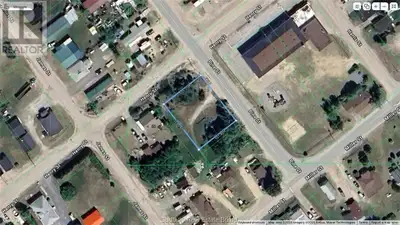 Looking for the perfect spot to build your next home? Vacant lot on Pine St. in Gogama—ready to buil...