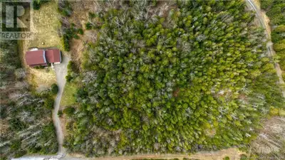 This prime 1.89 acre building lot is located within a 5-10 minute walk to downtown St. Andrews by th...