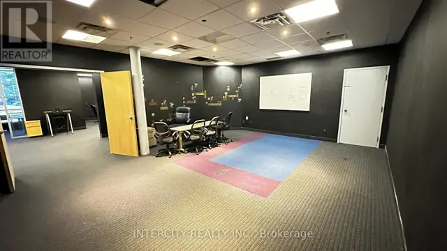 B - 99 SANTE DRIVE Vaughan (Concord), Ontario in Commercial & Office Space for Rent in Markham / York Region - Image 10