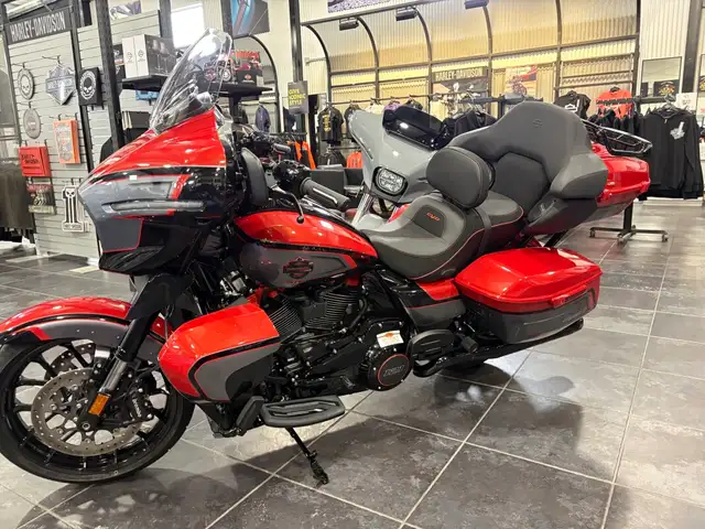 2026 Harley-Davidson CVO Street Glide Limited in Street, Cruisers & Choppers in Sudbury - Image 17