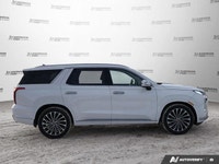 NAVY/WARM GREY, PREMIUM NAPPA LEATHER SEATING SURFACES, HYPER WHITE, Wireless Phone Connectivity, Wh... (image 6)