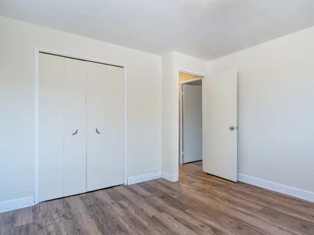 Port Elgin 2 Bedroom Apartment for Rent: in Long Term Rentals in Owen Sound - Image 14