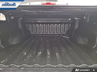 Come see this certified 2024 GMC Canyon AT4 4WD | Premium PKG | Technology PKG | Sunroof | BOSE | Tr... (image 9)